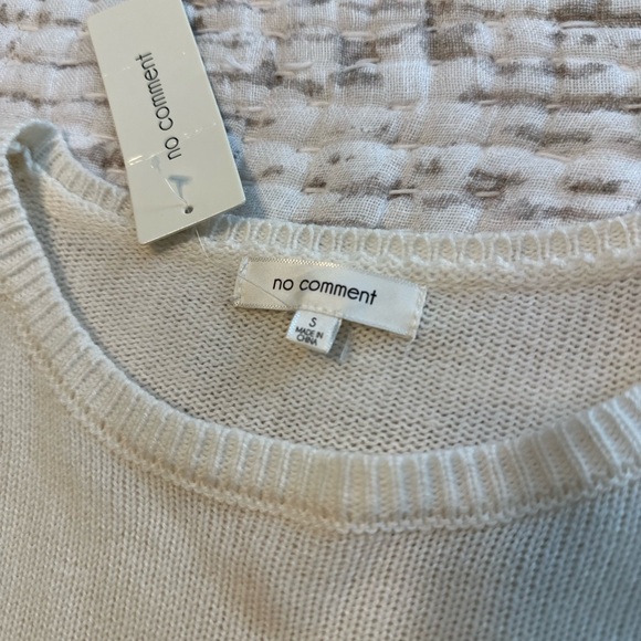 NO COMMENT - Picture 4 of 5